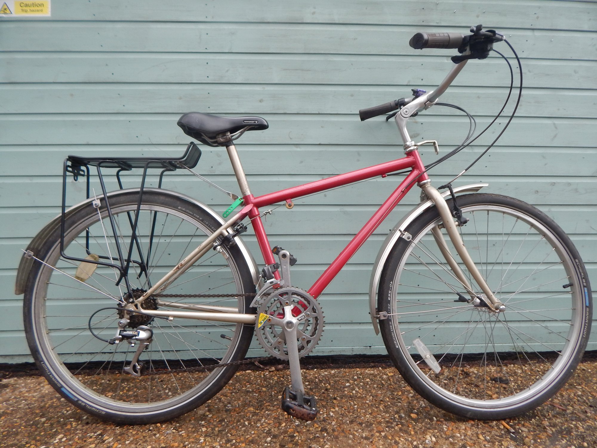 For sale red and gold MTB hybrid